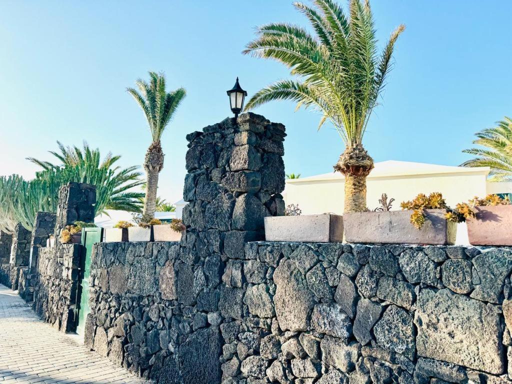 Luxury Bungalow Playa Roca Коста-Тегисе Экстерьер фото